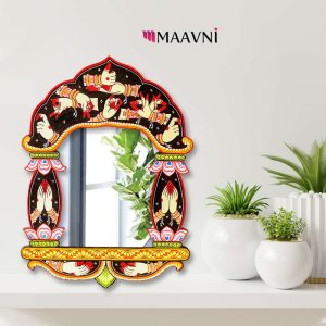 Hand-painted Pattachitra Mudra Jharokha Decor | Maavni