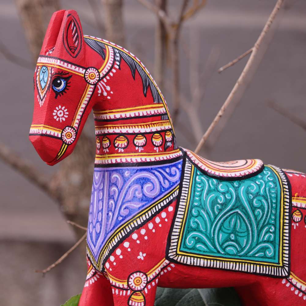 Hand-painted Pattachitra Wooden Horses Painting | Maavni - Image 3