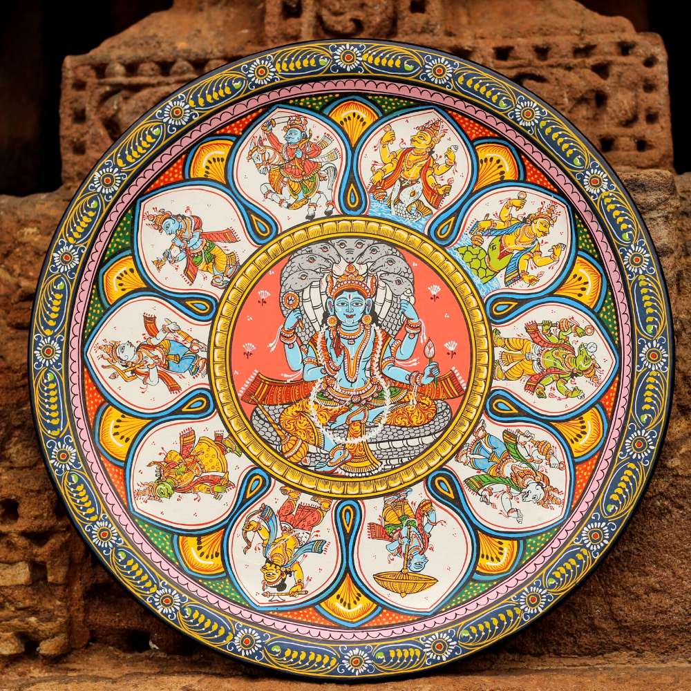 Hand-painted Pattachitra Vishnu Dasavatar Wall Plate | Maavni