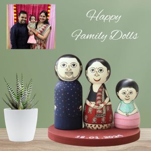Hand-painted Pattachitra Customized Family Dolls Decor | Maavni